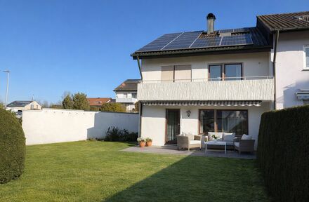 Gepflegtes Reiheneckhaus auf sonnigem Grundstück